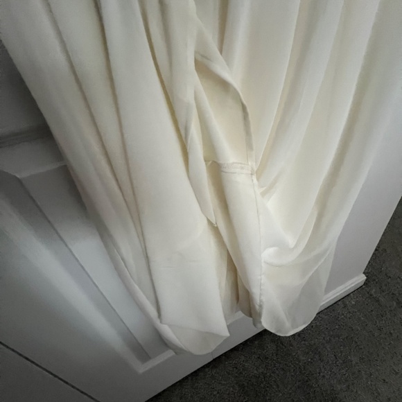 Pretty & super comfy gown for maternity or newborn/postpartum portraits - Picture 8 of 8